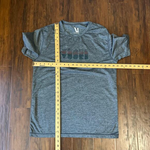 VUORI Graphic T-Shirt Heather Gray Stretch Gym Workout Performance - Picture 5 of 5